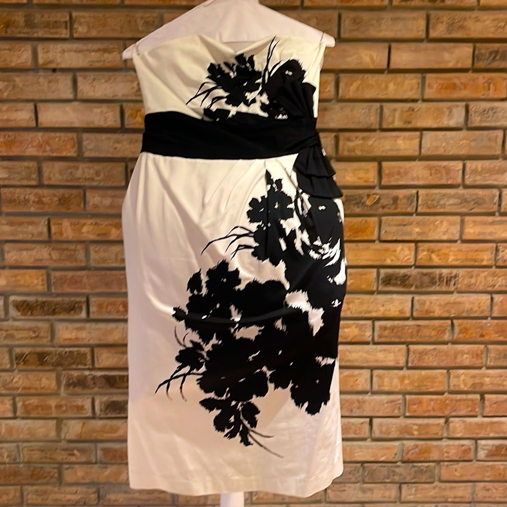 Pea in the pod strapless bow maternity dress - perfect for baby shower - MEDIUM